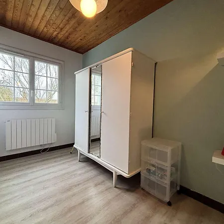 Maison Renovee 3 Avec Jardin A Saint-pierre D'oleron - Fr-1-246a-342