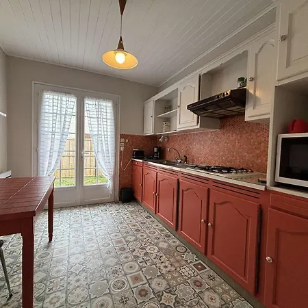 Сasa de vacaciones Maison Renovee 3 Avec Jardin A Saint-pierre D'oleron - Fr-1-246a-342 Saint-Pierre-d'Oleron